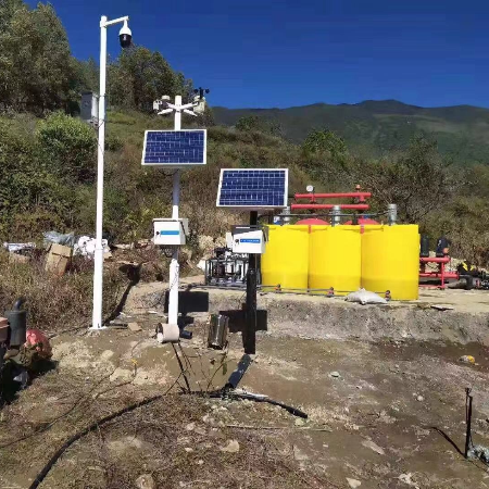 厂家大量直销智能三通道施肥机;人工智能与机器人产业平台智能产品